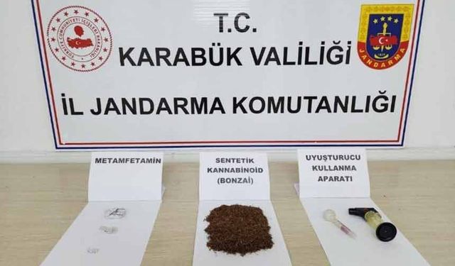 Üzerlerinde uyuşturucu çıkan 3 kişi gözaltına alındı