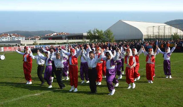 Çaycuma'da Cumhuriyet'in 101. yıl coşkuyla kutlandı