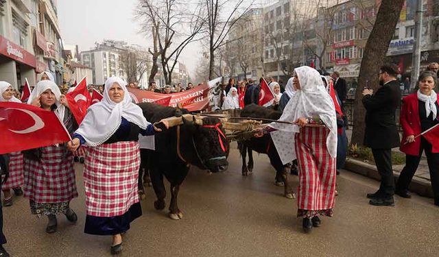 Kadınların milli mücadele ruhu 105 yıl sonra yaşatıldı