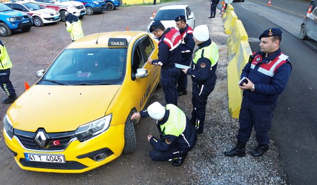 Jandarmadan ‘zorunlu kış lastiği’ denetimi