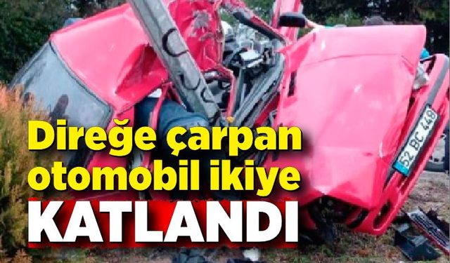 Direğe çarpan otomobil ikiye katlandı