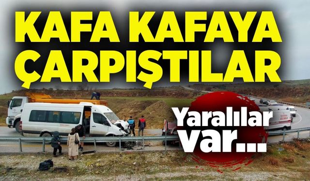 Yolcu minibüsü ile pickup kafa kafaya çarpıştı: Yaralılar var...