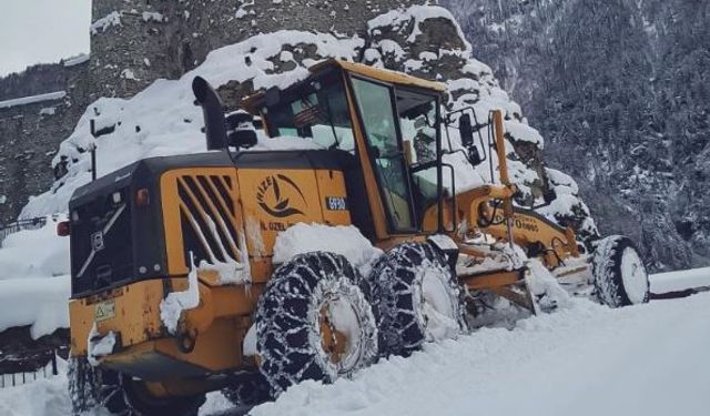 Rize’de eğitime kar engeli: Okullar 1 gün daha tatil edildi