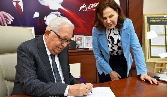 İmamoğlu'na özgürlük için ilk imza Posbıyık ailesinden