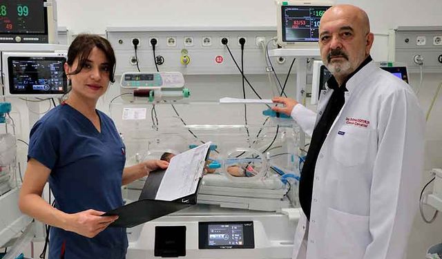 30 bin doğumda bir görülen hastalıkla doğdu