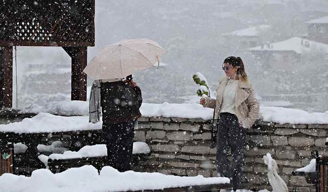 "Osmanlı'nın Parmak İzi" kar manzaraları ile mest etti