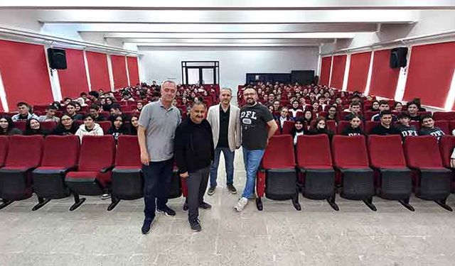 Tecrübelerini öğrencilere anlattı