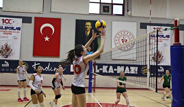 İşitme Engelliler Voleybol Şampiyonası, Karabük'te devam ediyor