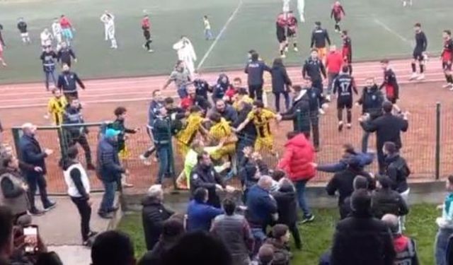 Futbol müsabakası kavgayla sonlandı
