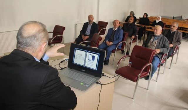 Kastamonu'da hacı adaylarına seminer verildi