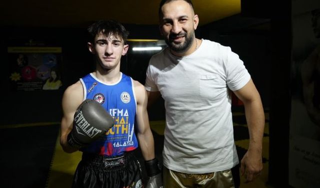Hamza Eren Göksu, hem wushu hem de muay thaide dünya şampiyonluğu için ter döküyor
