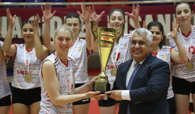 İşitme Engelliler Türkiye Voleybol Şampiyonasında final heyecanı