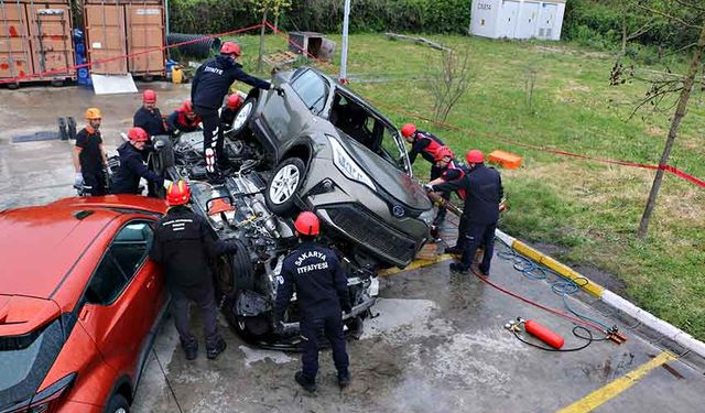 Karabük itfaiye erlerine eğitim