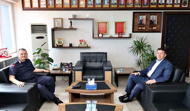 Başkan Ulupınar, İl Jandarma Komutanını ziyaret etti