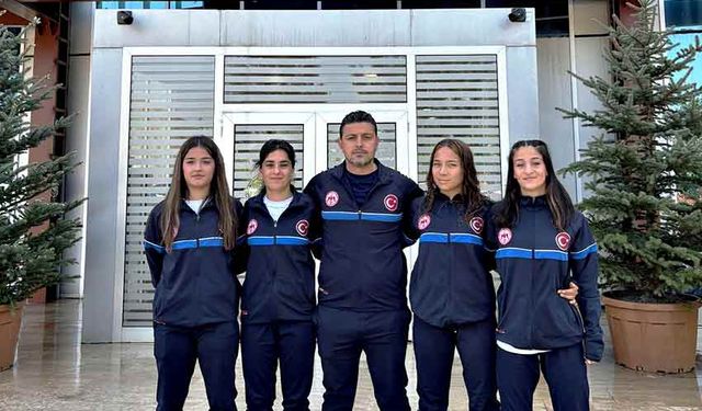 Körfezli ragbiciler milli takım kampında