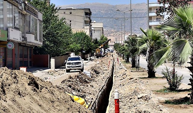 Akmercan Doğalgaz Silopi'yi internetsiz bıraktı