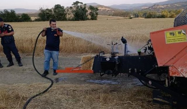 Balya makinesi yangın çıkarttı: Yangın tüpü faciayı önledi
