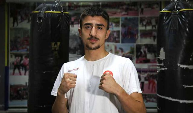 Gündüz sanayide, akşam ringde ter döküyor
