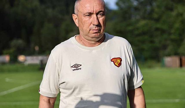 Stanimir Stoilov: "1-2 pozisyonda oynatacak oyuncumuz yok"