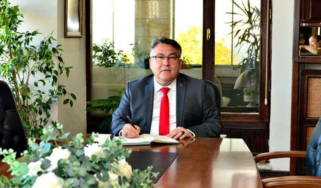 Rektör Özölçer'den 3 Aralık Dünya Engelliler Günü Mesajı