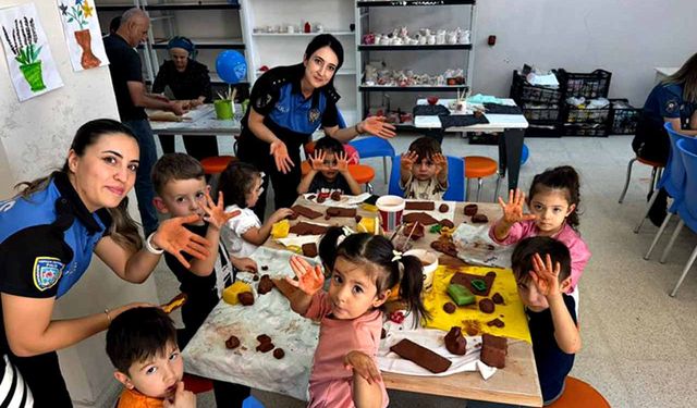 Hakkari polisinden miniklere seramik sürprizi