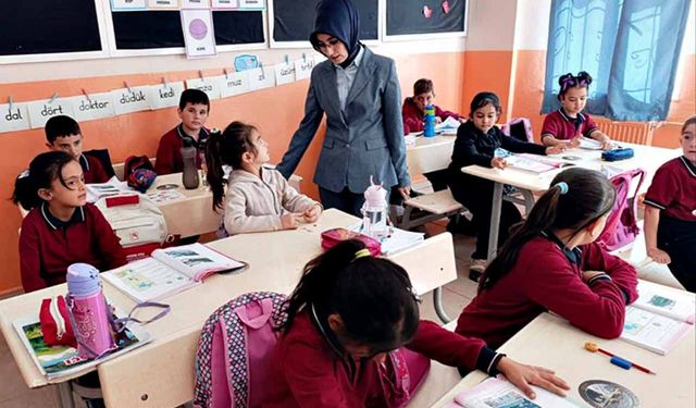 İlçe Milli Eğitim Müdürü Çam’dan okullara ziyaret