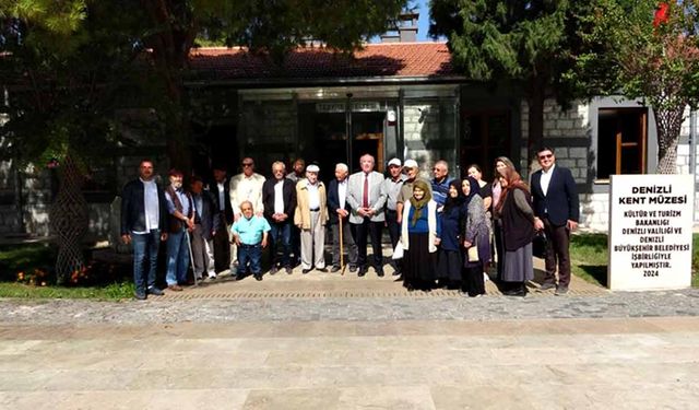 Yaşlılar Denizli tarihinde yolculuk yaptı