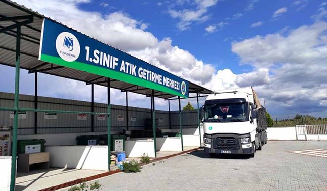 Yunusemre’de Atık İlaçlar Toplanıp Güvenle İmha Ediliyor