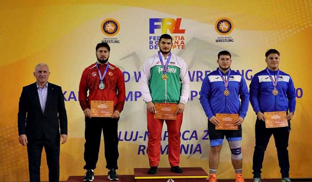 Bartın Üniversitesi Güreşçileri 6 Madalya ile Döndü!