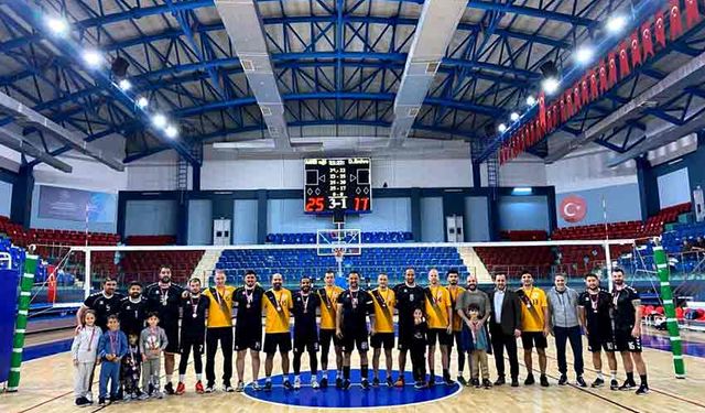 Kamu spor oyunları voleybol müsabakaları tamamlandı