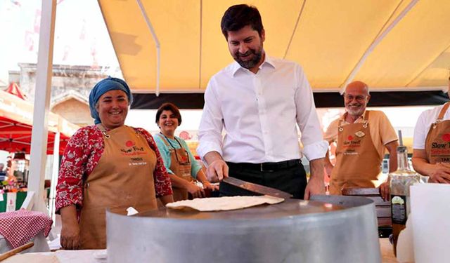 Başkan Boltaç, Tarsus Festivalinde üreticilerle buluştu