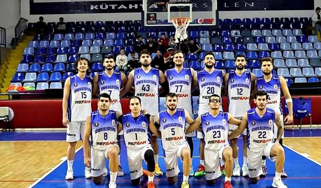 Kütahya Belediyespor, namağlup unvanını korudu