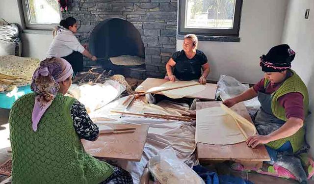 Tandırı olmayan da geliyor, unu olmayan da: Anadolu'daki yardımlaşma kültürü sürüyor