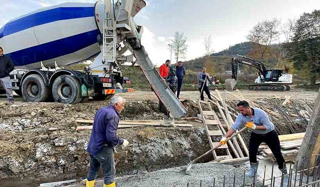 Abdipaşa’da doğal gaz için ilk kazma vuruldu