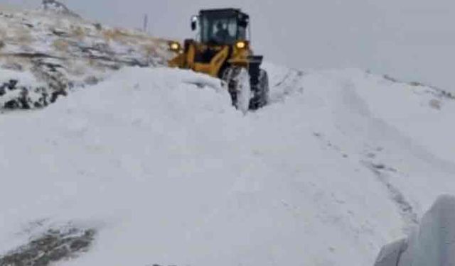Şırnak’ta kar kalınlığı 20 santimetreyi aştı