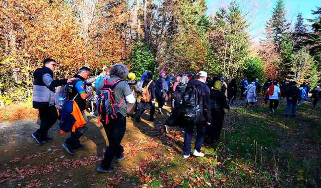 Doğa tutkunları sonbaharın büyüsünü yaşadı