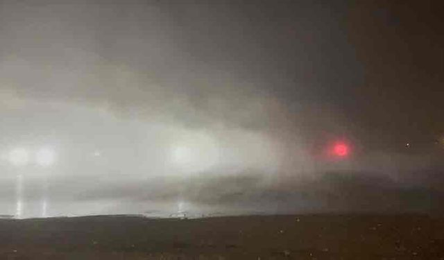 Yoğun sis sürücülere zor anlar yaşattı