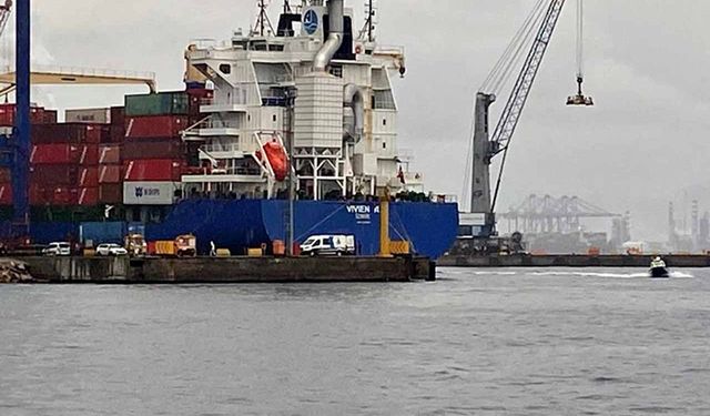 Kocaeli’de tekne alabora oldu: 1 ölü, 1 yaralı