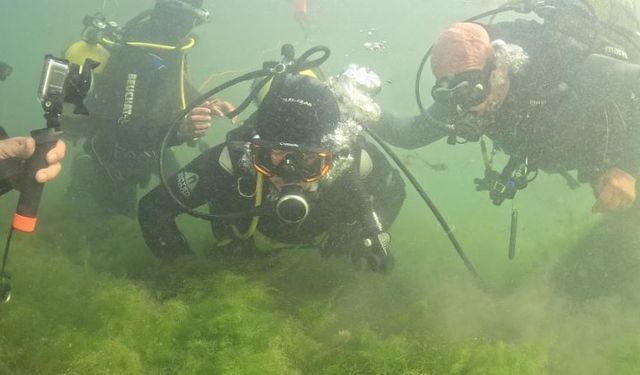 Belediye başkanı dalgıç kıyafeti giydi, dibe indi: Gördüğü manzara şaşırttı