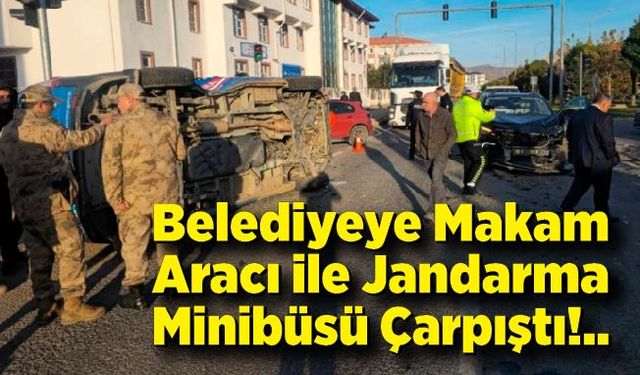 Belediye makam aracı ile jandarma minibüsü çarpıştı