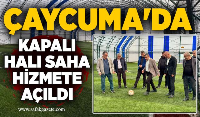 Çaycuma'da yeni kapalı halı saha hizmete açıldı