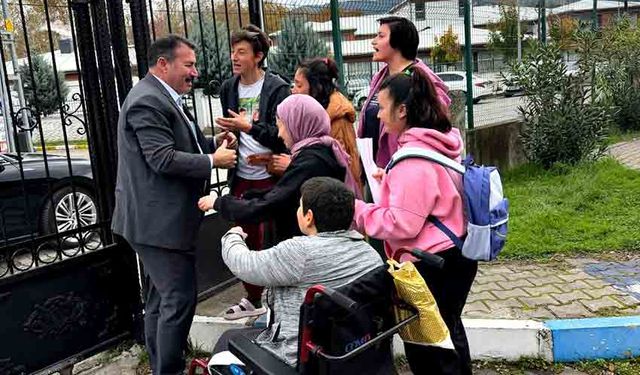 Başkan Ulupınar’dan Engelsiz Yaşam Merkezi’ne sıcak ziyaret