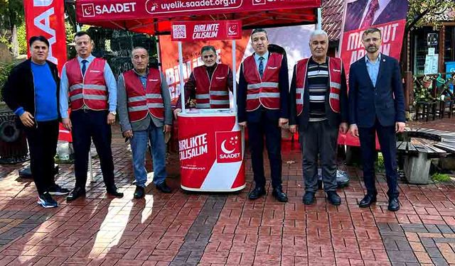 Saadet Partisi stant kurdu