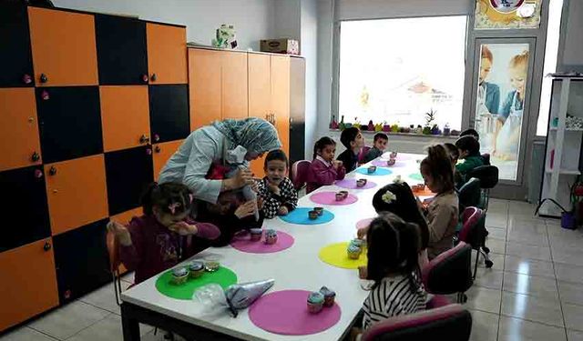 Miniklerin Çocuk Üniversitesi çıkarması!