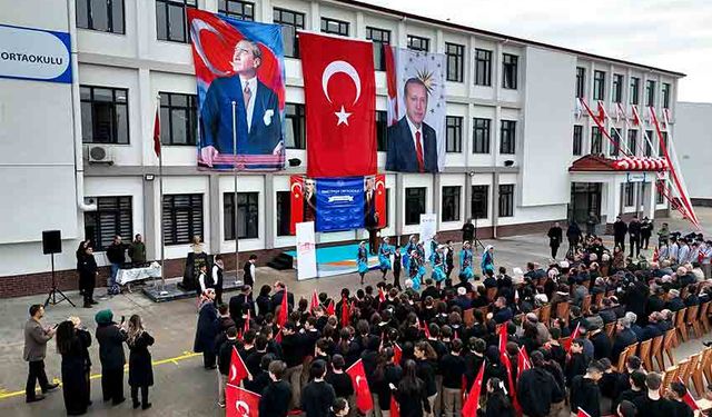 İsmetpaşa Ortaokul törenle hizmete girdi
