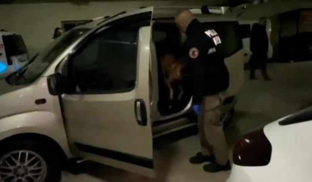 Bolu'da arabaya zulalanmış uyuşturucuyu 'Pako' buldu