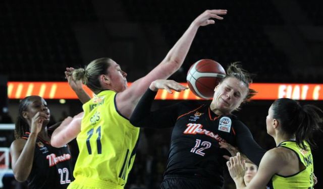 30. Kadınlar Cumhurbaşkanlığı Kupası Fenerbahçe Opet'in