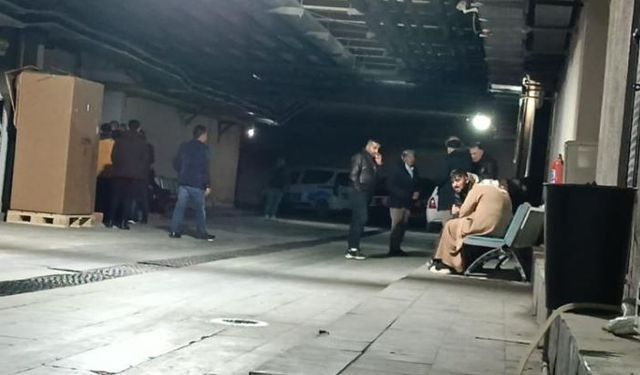 Silahlı kavgada olayla ilgisi olmayan şahıs hayatını kaybetti