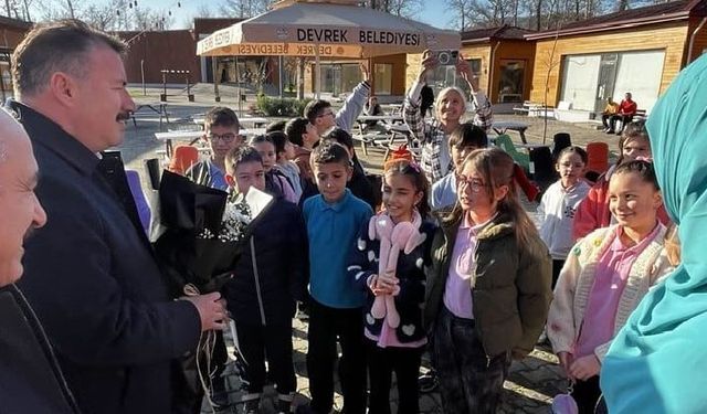 Başkan Ulupınar, öğrenciler ile Baston Park’ta gönülleri buluşturdu