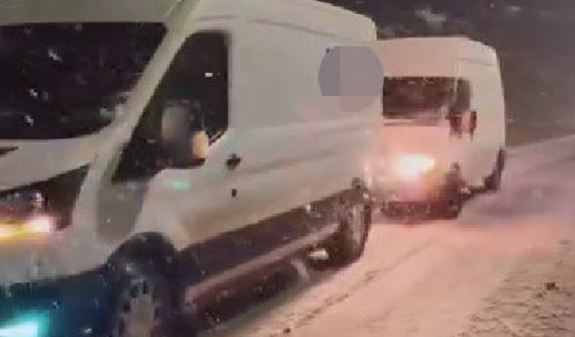 Yağdonduran Geçidi’nde sürücüler güçlükle ilerledi